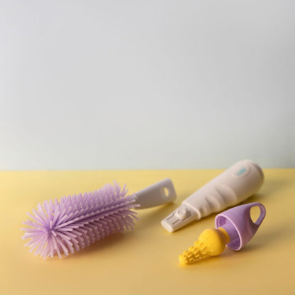 Silicone Bottle Cleaning Brush 
(2 in 1)